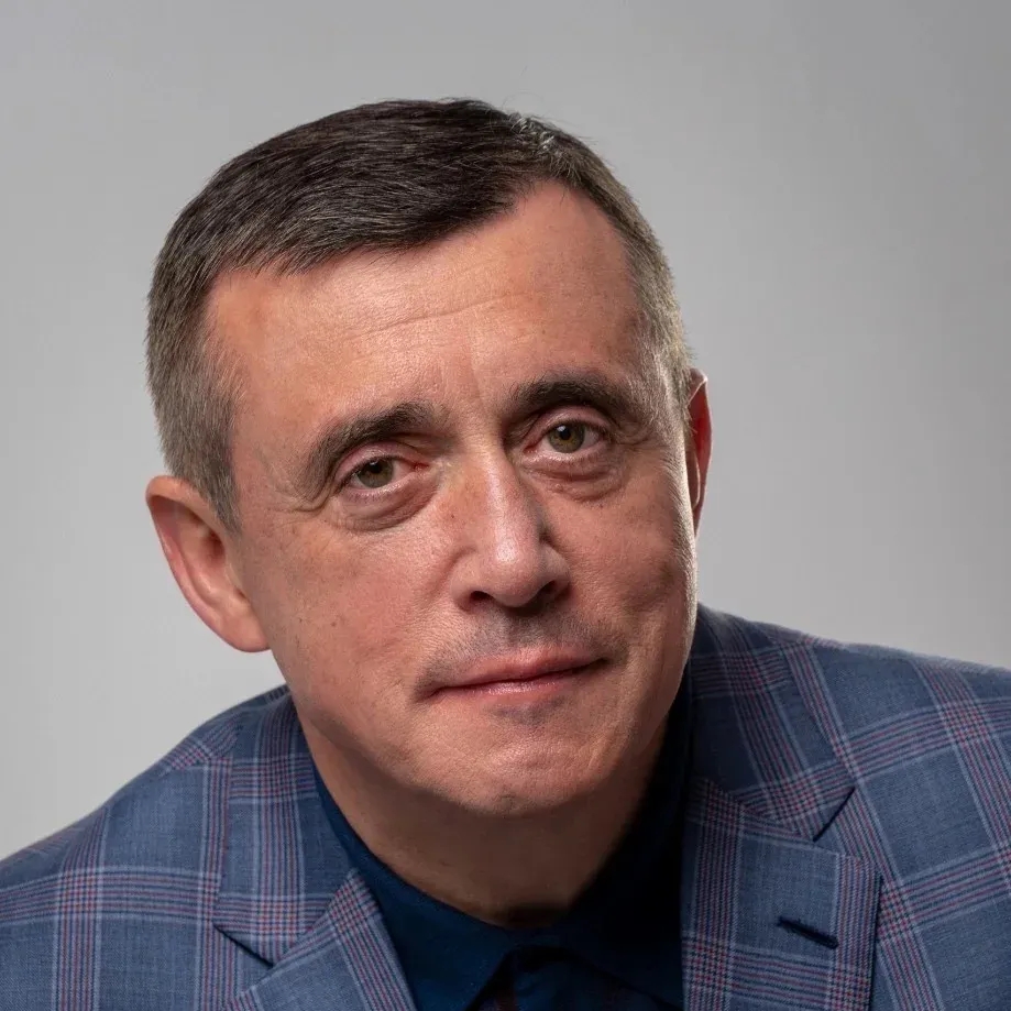 Чат Лимаренко Brief в мессенджере MAX