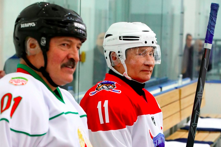 Чат Хоккей 🏒 Сегодня в мессенджере MAX